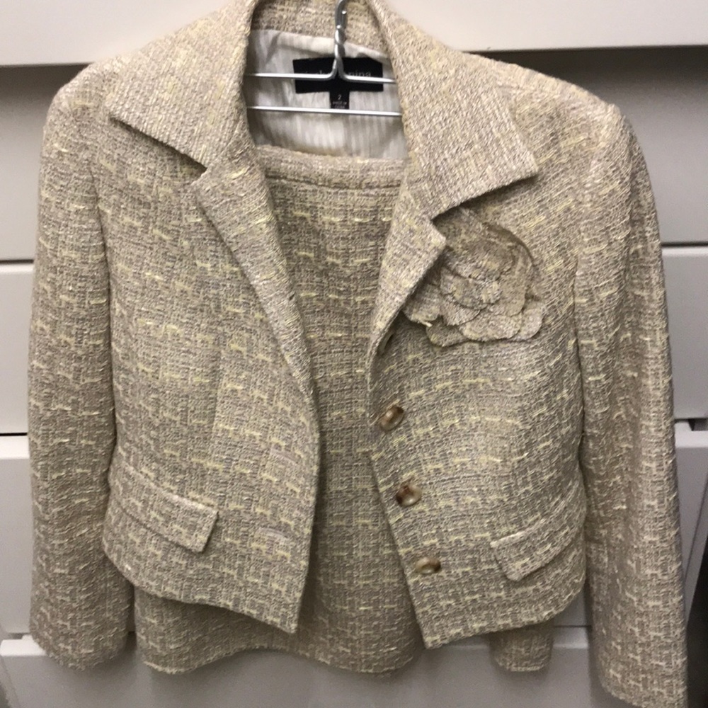 Isabel & Nina suit Size 2